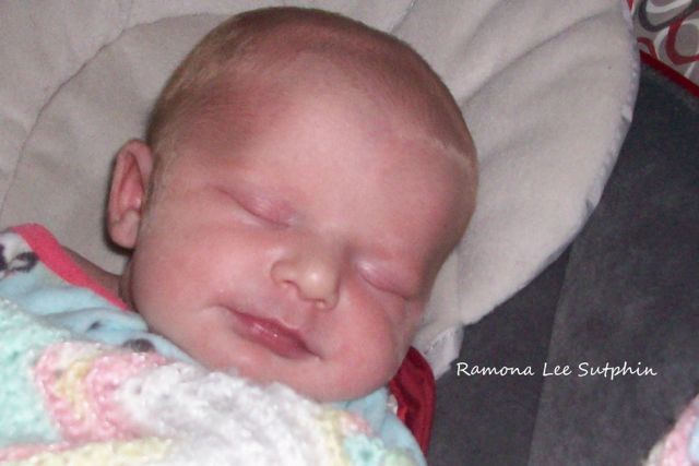 115 - PFam1Ramona sleeps1 12-4-14 ed