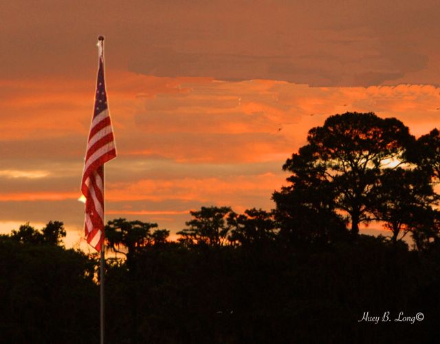 137b - PLMRBsunriseflag B(6-9-11)