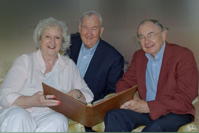 50 - PFam1 Durward, Joyce and HueyB0002258