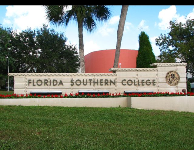 82 - Florida Southern College2270390160_6225c5eb46_b
